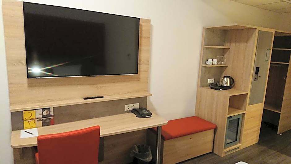 Adesso Hotel Göttingen - pay at property on arrival-Ihr Automatenhotel in Göttingen