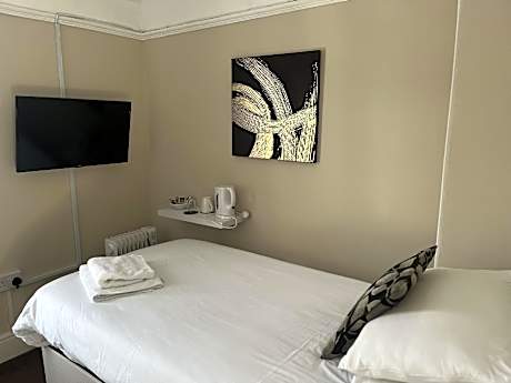 Single Room-Standard-Shared Bathroom-Courtyard View