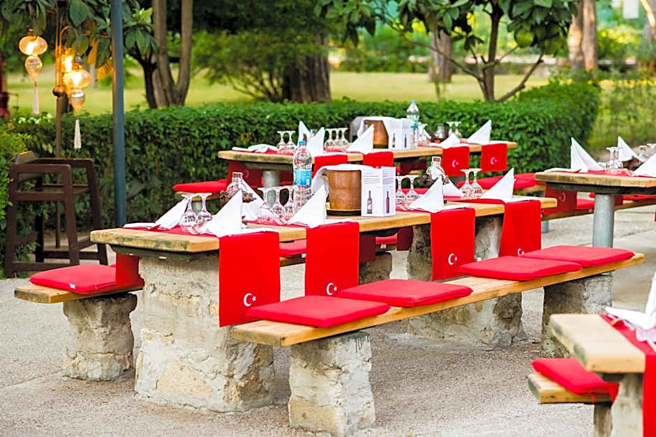 ROBINSON PAMFILYA - All Inclusive