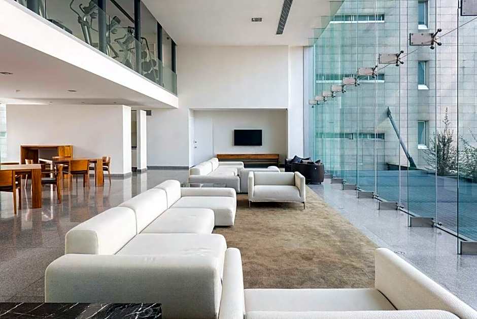 Iluminado Depto Frente al Parque la Mexicana