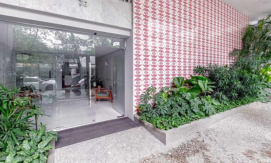 Tabas Maravilhoso apê 3 quartos Leblon LB0035