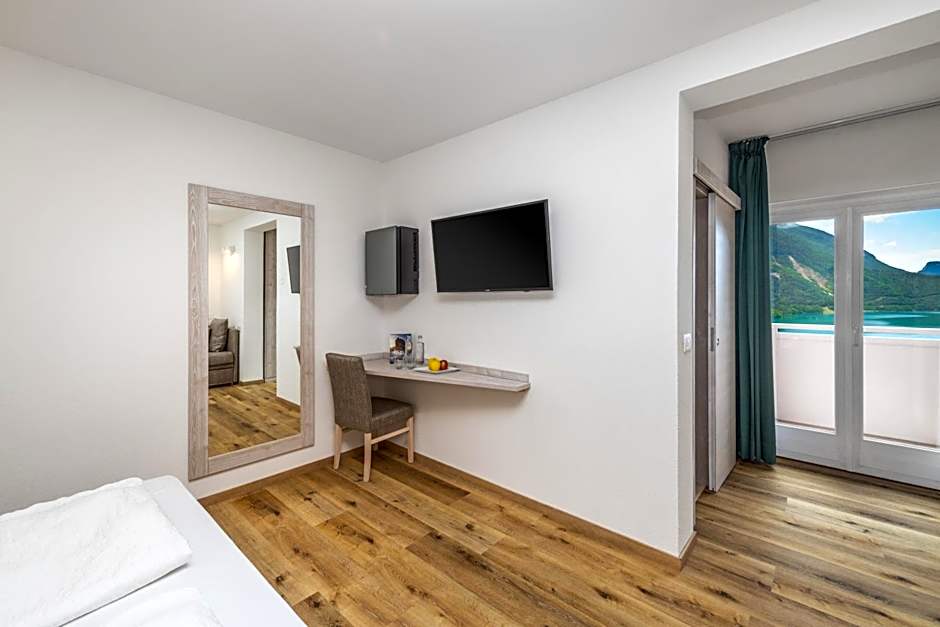 Hotel Londra Slow Living Molveno