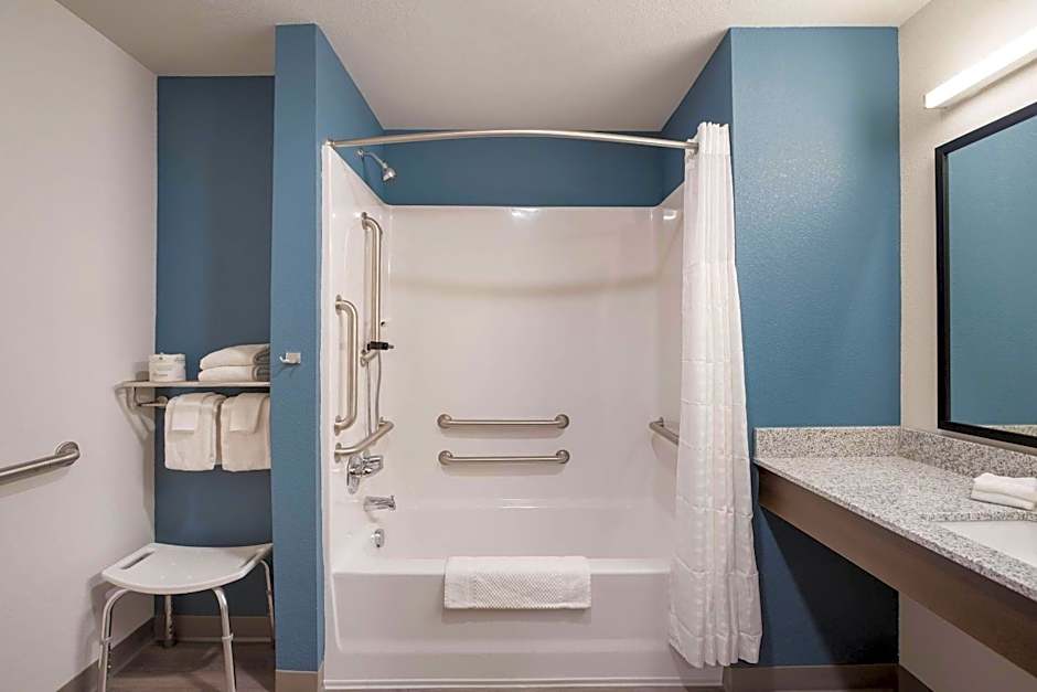 WoodSpring Suites Detroit Madison Heights