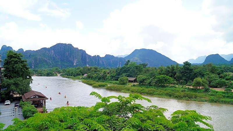 Vansana Hotel Vang Vieng