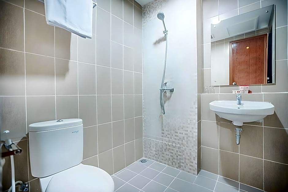 Collection O Cikarang Near President University Formerly Enviro