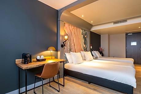 Comfort Room 1 Twin Bed 1 Single Bed