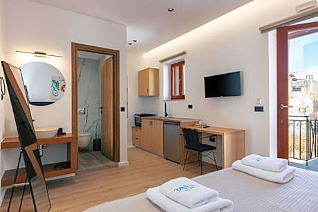 Superior Studio with Garden View