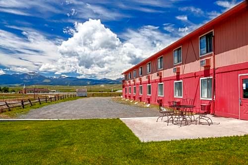 Travelodge by Wyndham Deer Lodge Montana