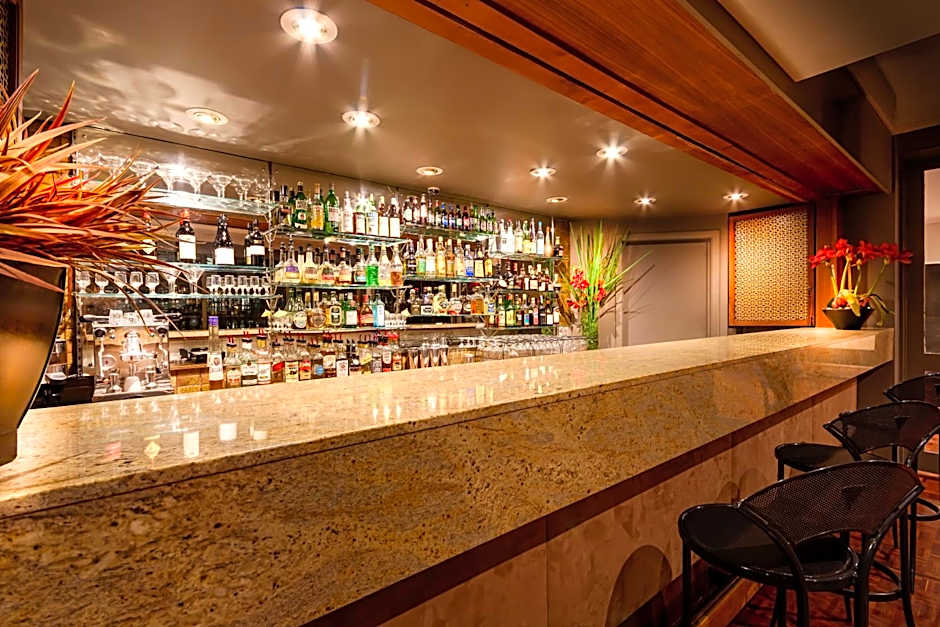 Crest On Barkly Serviced Apartments