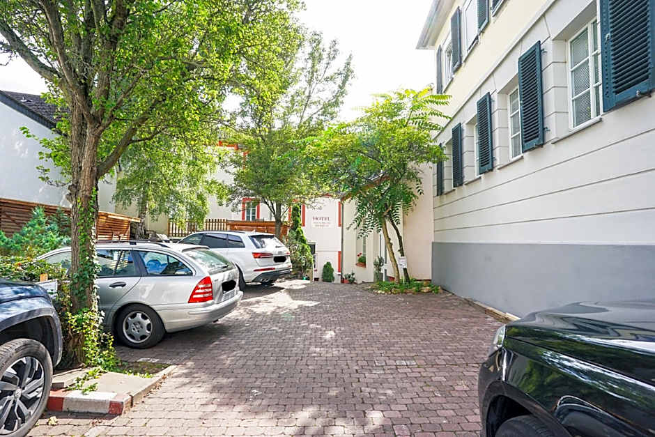 Hotel Am Schloss Biebrich