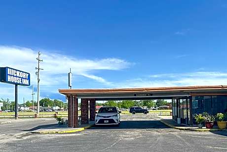 OYO Hickory House Inn