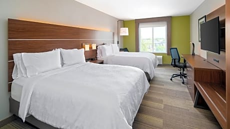 Standard Room with Two Queen Beds