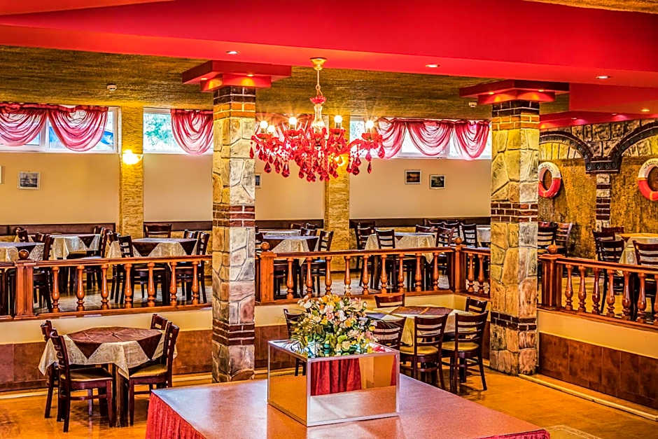 Amaris Hotel - All inclusive - Free parking