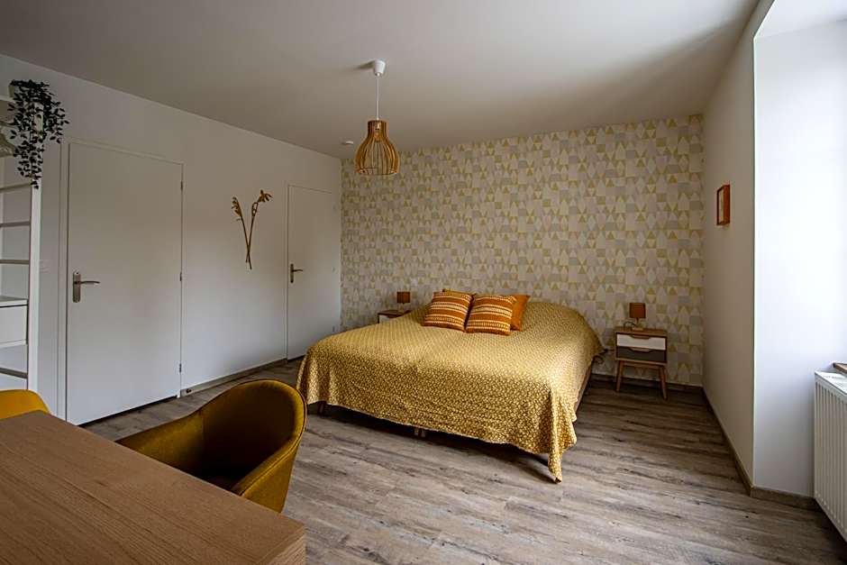 Photo 1 of 6 of Deluxe 1 Double Bed or 2 Beds