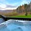 The Haüs Windham - Luxury Suites, Hot Tub, Mountain Views!