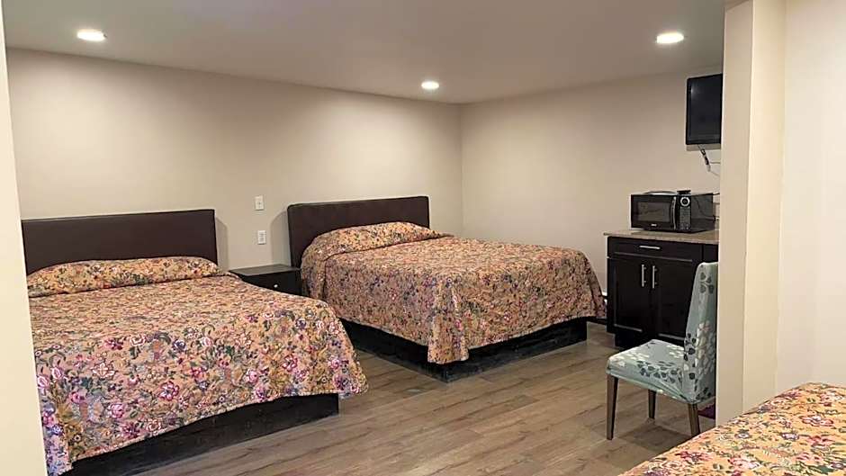 Kluane Park Inn
