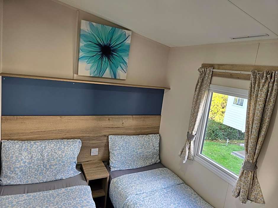 Laguna- Rockley Park Poole