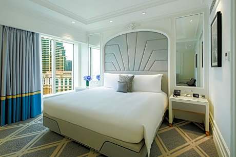 Champagne Suite King