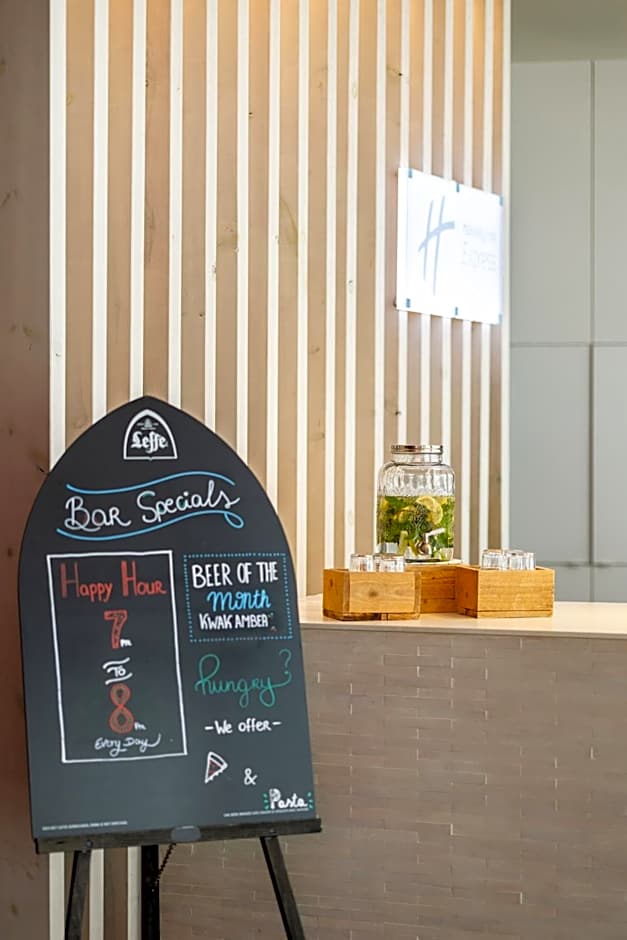 Holiday Inn Express Mechelen City Centre By IHG