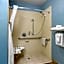 Best Western Plus Wasco Inn & Suites