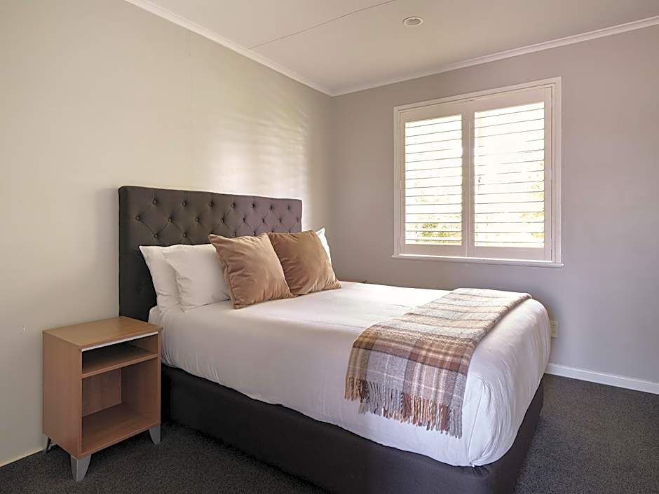 Suncourt Hotel & Conference Centre