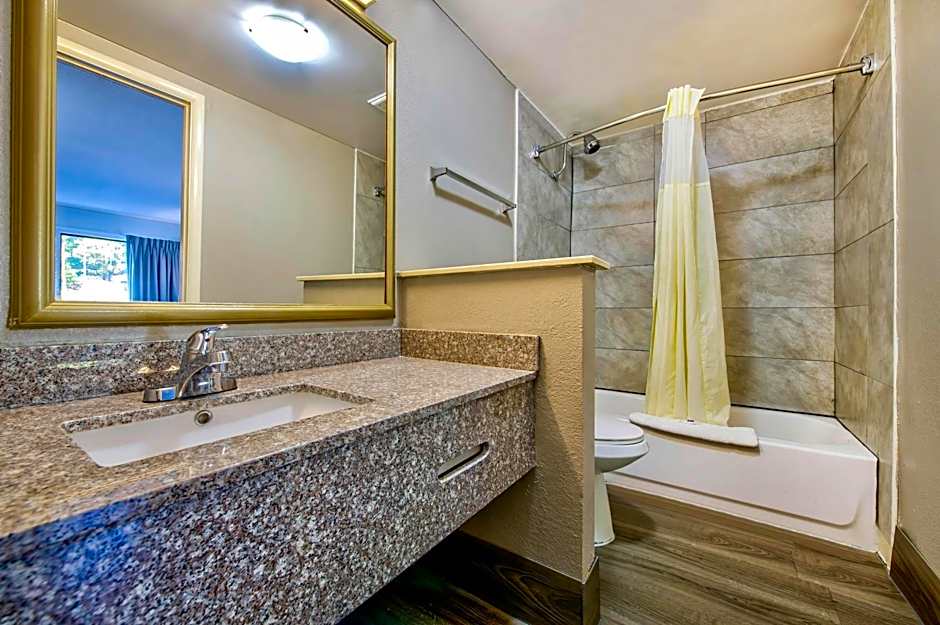 Motel 6 Birmingham, AL - Medical Center - nverness Hwy 280