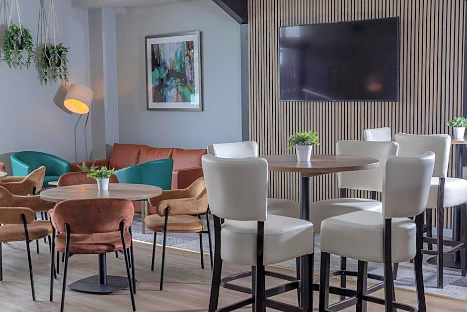 Cambridge Bar Hill Hotel, BW Signature Collection
