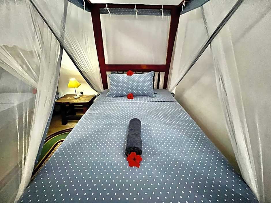 Chikachika Beach B&B