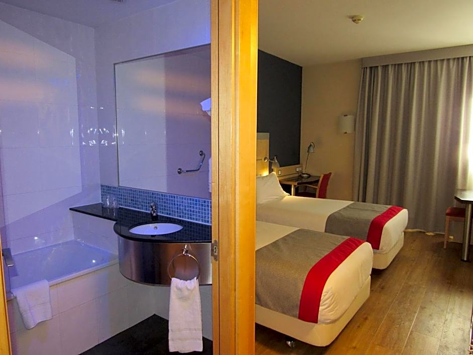Holiday Inn Express Sant Cugat By IHG