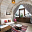 Cappa Via Cave Hotel
