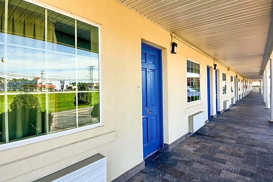 Motel 6-Harrisonburg, VA - South