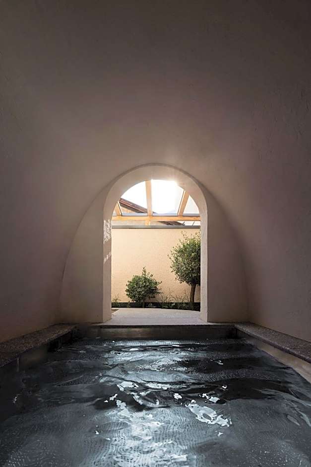 fink Restaurant & Suites