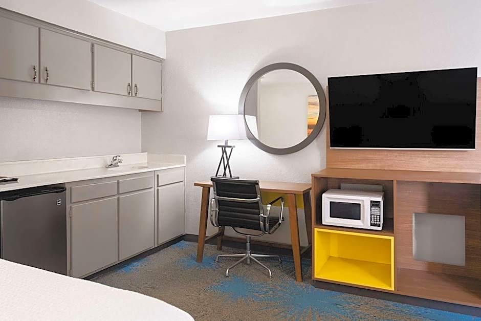 Days Inn by Wyndham Ardmore