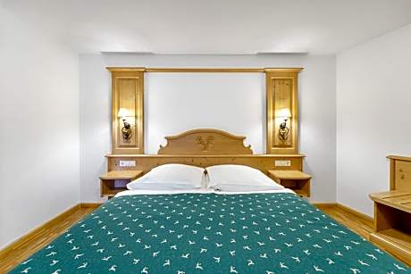 Superior Family Suite