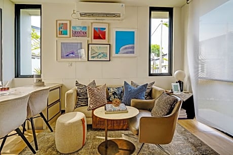 OYO Life 92719 Rolling Hills Residence Karawang