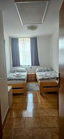 Twin Room with Private Bathroom