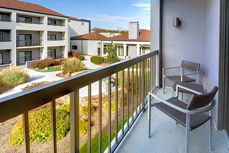 Courtyard by Marriott Greenville Haywood Mall