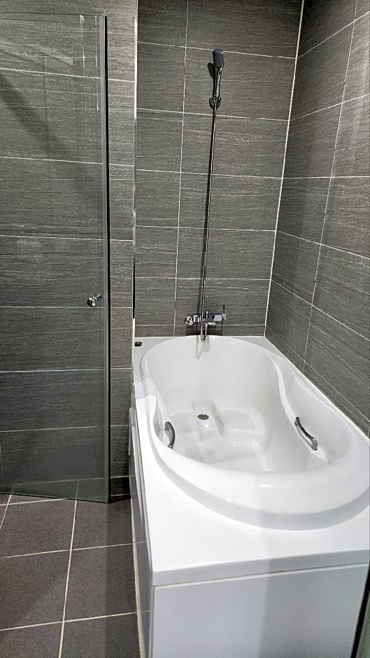 Yongin Central CO'OP Hotel