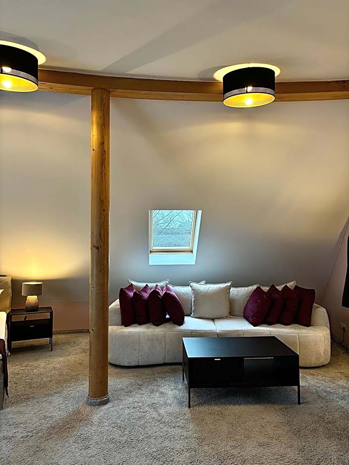 Empress Boutique Hotel