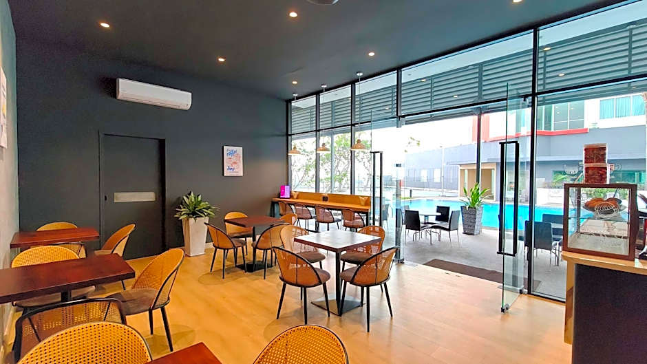 Premiere Hotel - Complimentary Shuttle to Klang Wholesale Market