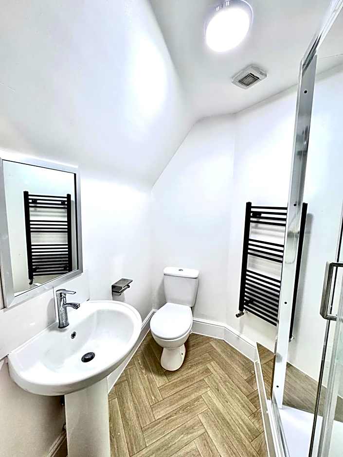 George And Dragon Place