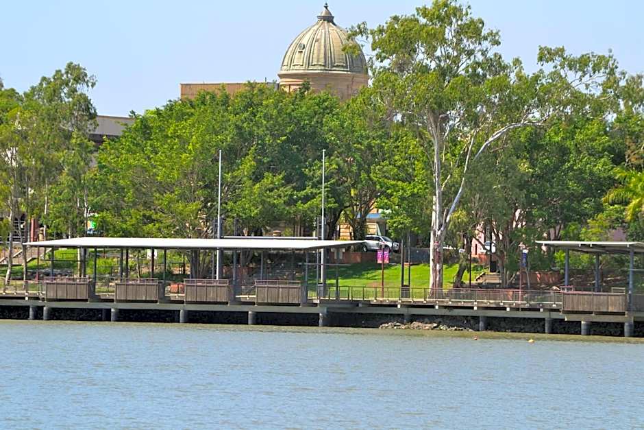 Rockhampton Riverside Central Hotel