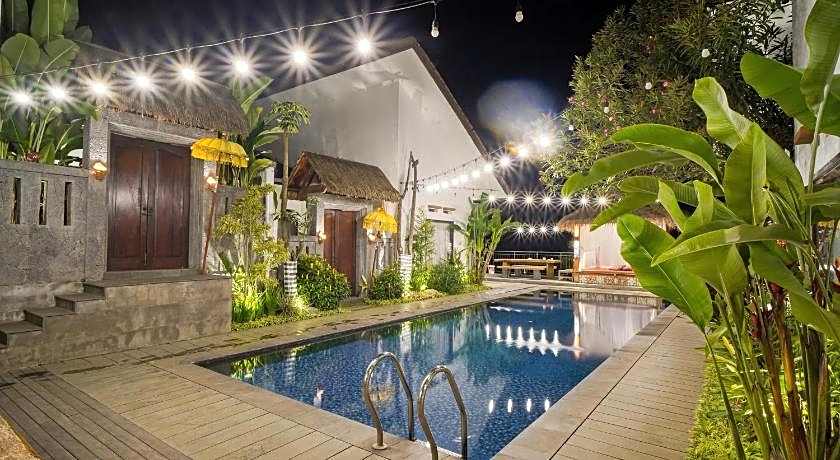 Omah Angkul Angkul Pool Villa