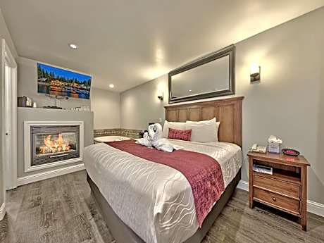 Deluxe King Room with Spa Bath