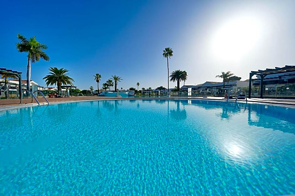 Maspalomas Lago Canary Sunset