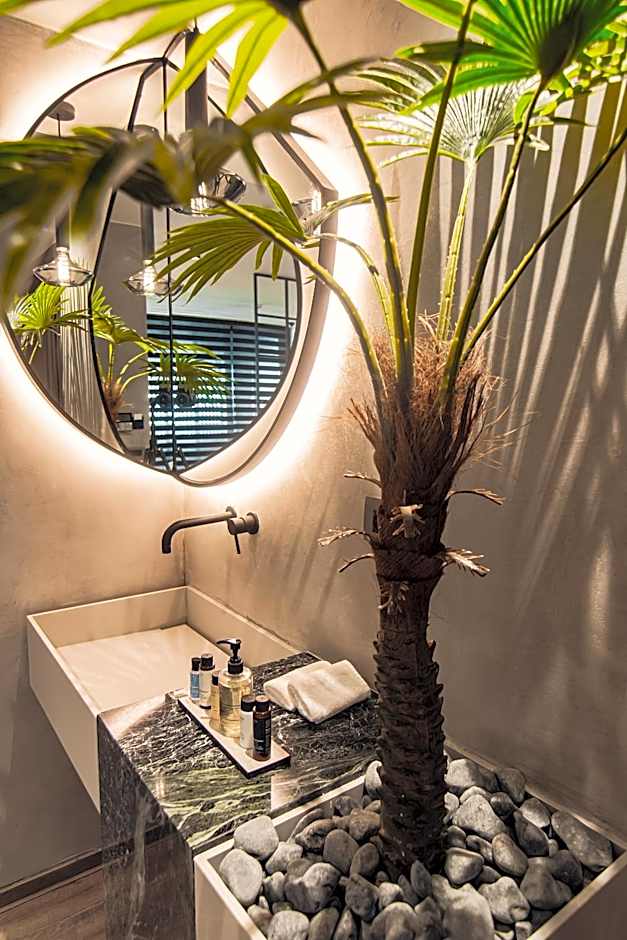 Project 3 Urban Chic Hotel