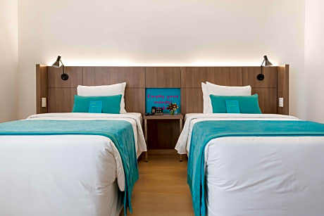 2 Single Beds Non-Smoking Pet Friendly Room Mini Bar Coffee And Tea Maker Terrace Full Breakfast