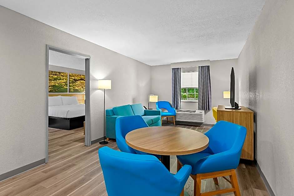 Days Inn by Wyndham Lisbon