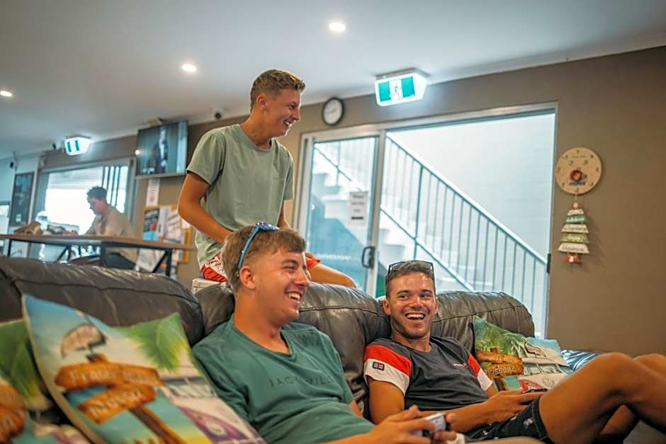 Noosa Flashpackers
