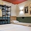 Weber Hotel